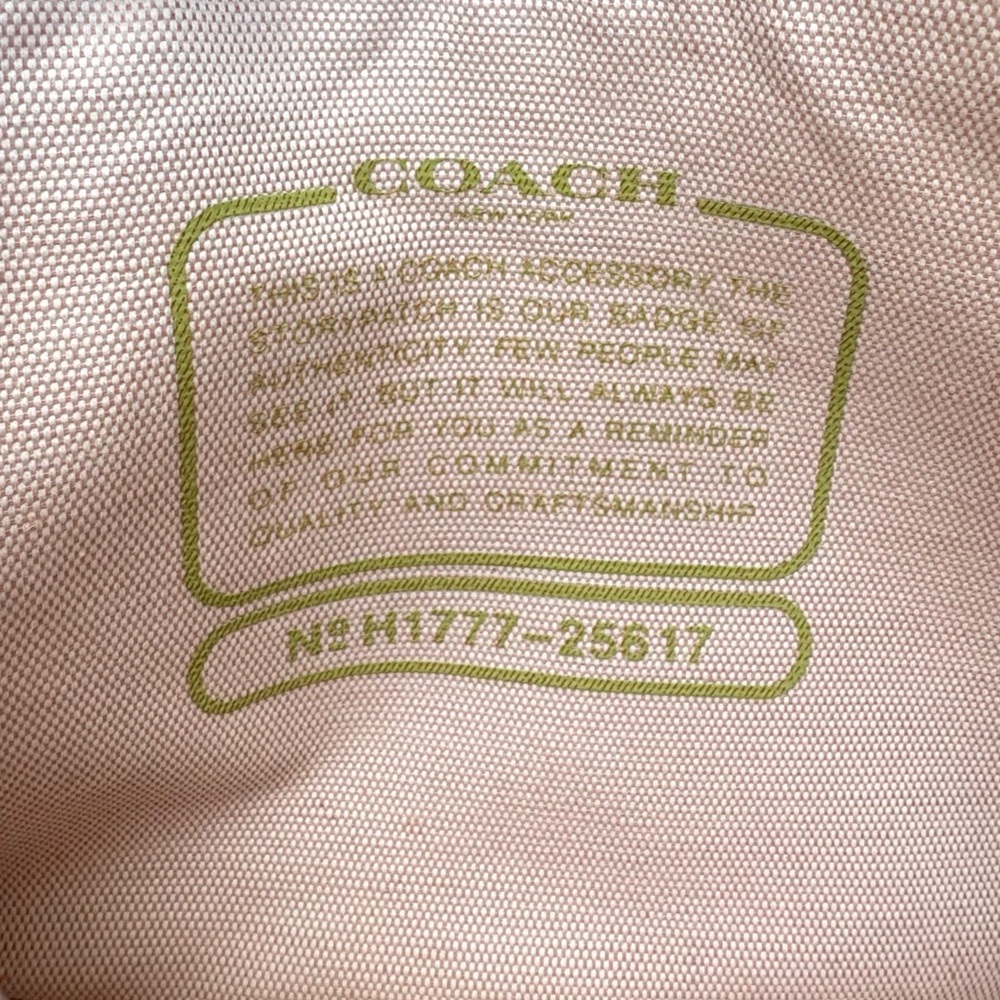 Coach 2017 Uni Turnlock Pouch 26 (Pink/Unicorn/Stars) - Picture 11 of 11
